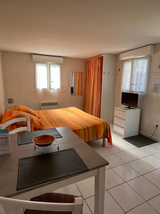 Hotel Residence Les Flots Saint-Palais-sur-Mer Exterior foto